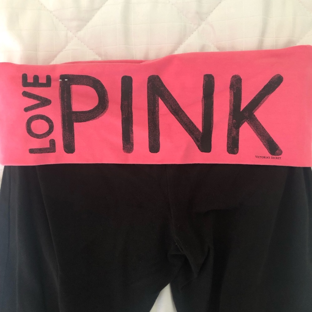 VS Pink yoga pants